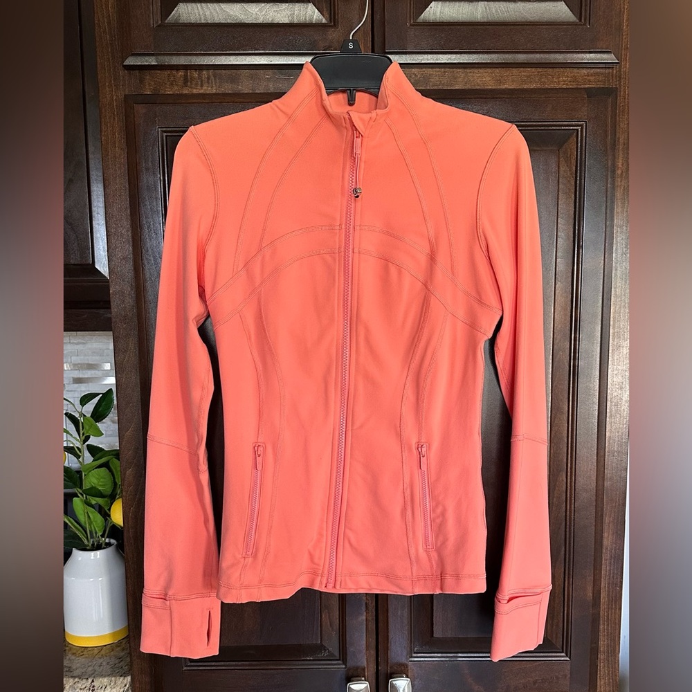 NWOT Lululemon Define Jacket ~ Size 6 ~ Full Zip ~ Sunny Coral